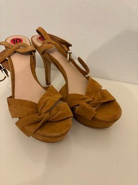 Vince Camuto Suede Knot Platform Sandals - Cognac